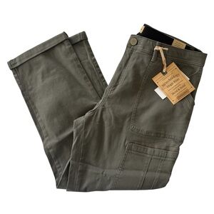 NWT Democracy High Rise “Ab”technology Booty Lift Cargo Pants